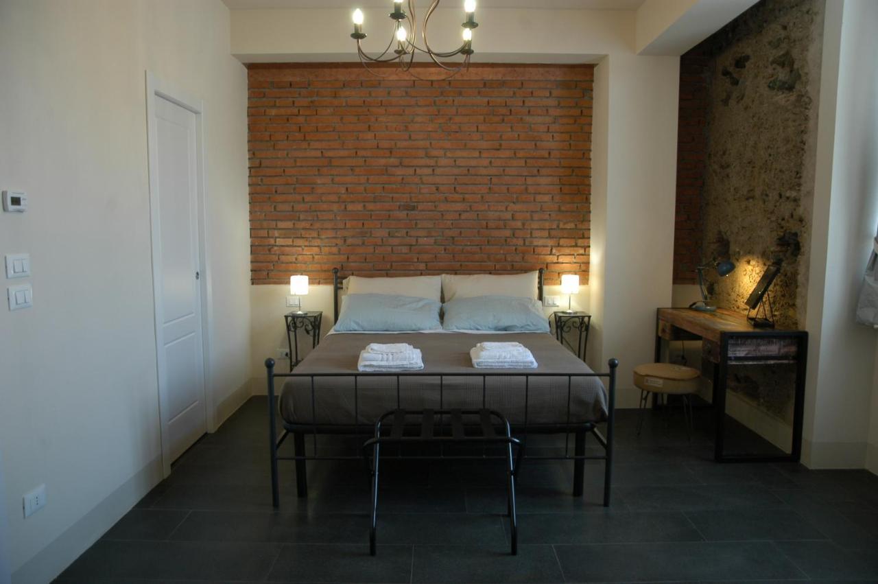 Castello D'Alcontres Guest House 3 Stelle Nizza di Sicilia Exterior photo
